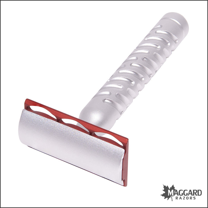 The Goodfellas' Smile Styletto Close Shave Machined Aluminum DE Safety Razor, Sting Red