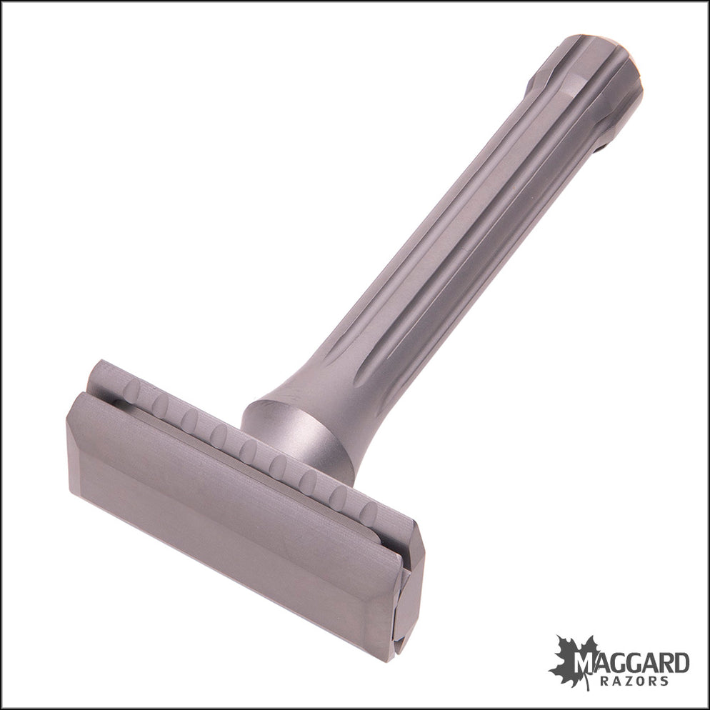 Blackland Razors Blackbird Titanium Closed Comb DE Safety Razor with 8 ...